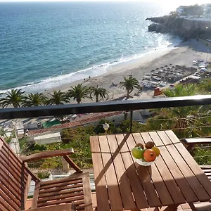 https://apartment-las-vistas-nerja.hotelsinnerja.org